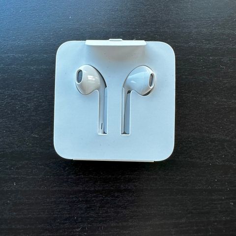 Ny) Apple EarPods med Lightning-tilkobling ORIGINAL