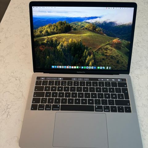 MacBook Pro 13" 2018, 256GB, Four thunderbolt