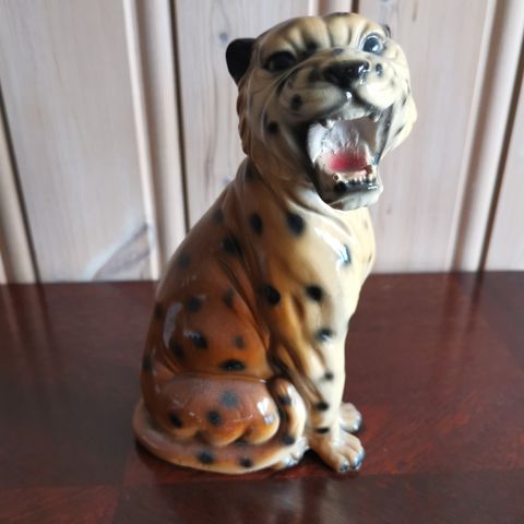 Keramisk panther / leopard figur fra 60-tallet