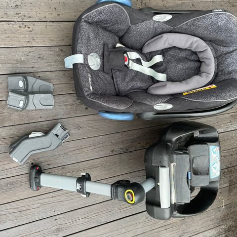 maxi cosy cabriofix med base og adapter