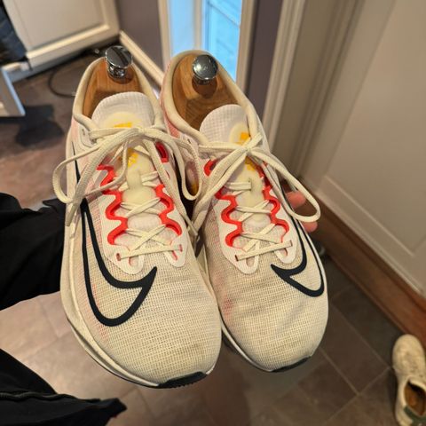 Nike Zoom Fly 5 Strl 45