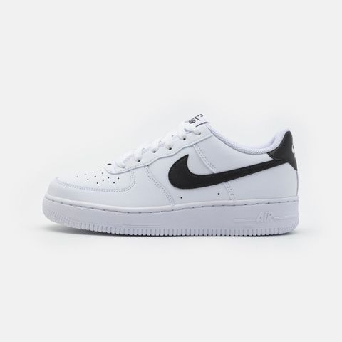 Helt nye Nike Air Force 1 str 40 i eske