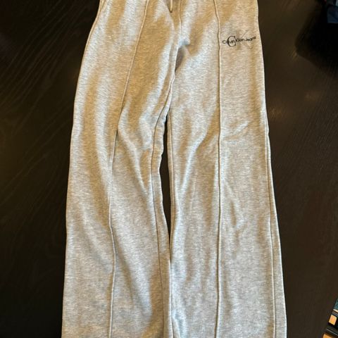 Calvin Klein joggebukse 8-10 år