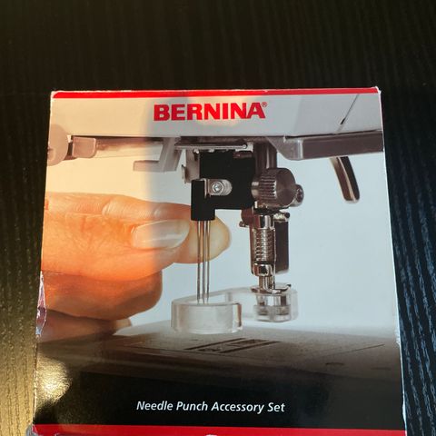 BERNINA  - Needle Punch Accessory Sett.