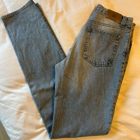 NLY jeans cheeky fit super long denim str W28