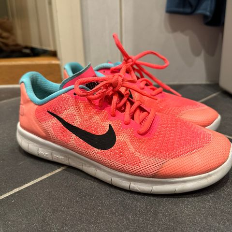 Nike gymsko/innesko til gymsal