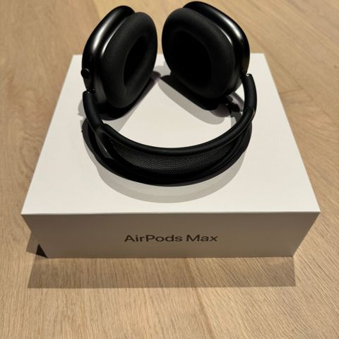 Apple AirPods Max