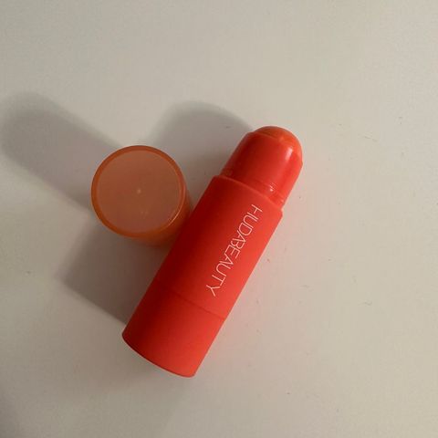 Huda beauty tint blush stick