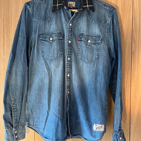 Levis «Western» skjorte