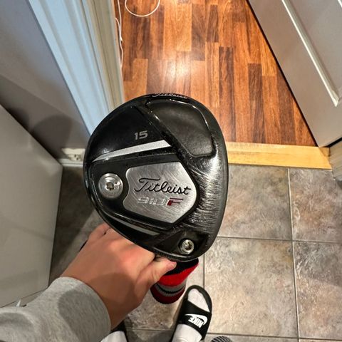 Titleist 3 wood 910F