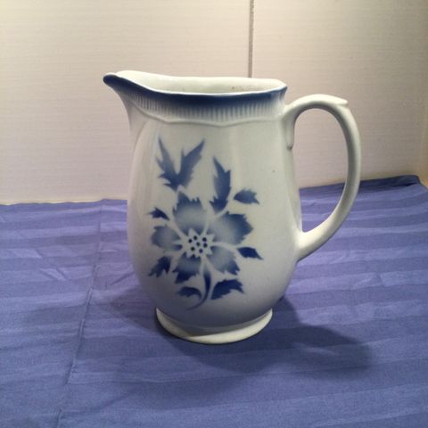 Arabia  mugge Made in Finland. 16 cm.