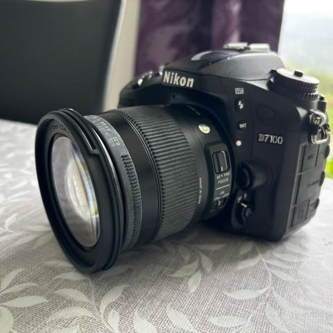 Nikon D7100 med Sigma 17-70mm F2.8-4