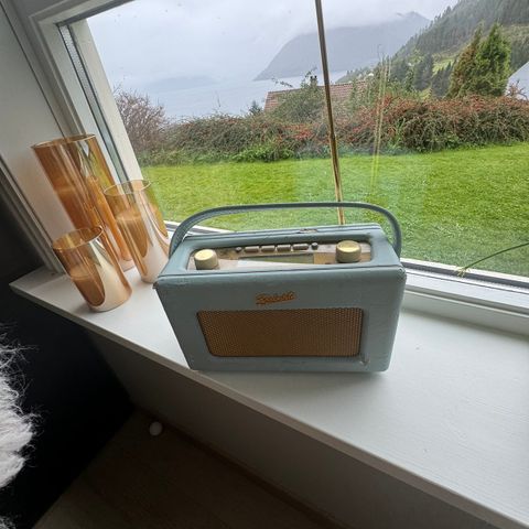 Selger en sikkelig kul Roberts Retro Radio! ( Verdi ca 3200kr)