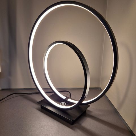 Loop lampe til gunstig pris! Tre ulike lysstyrker.