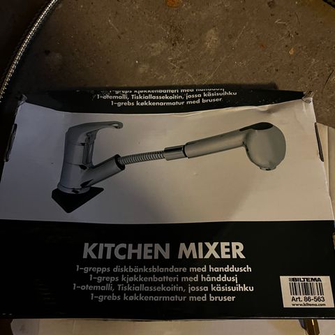 Kitchen mixer til vask