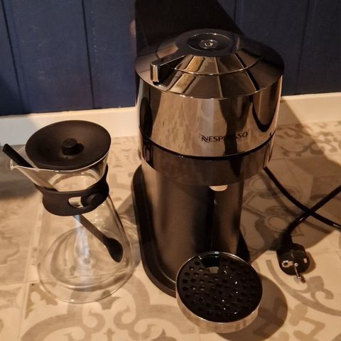 Nespresso Vertuo Next. 1,5 år gammel