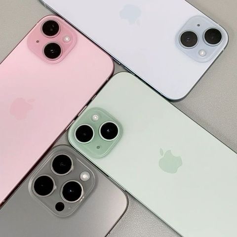 Kjøper iPhone 11-15!