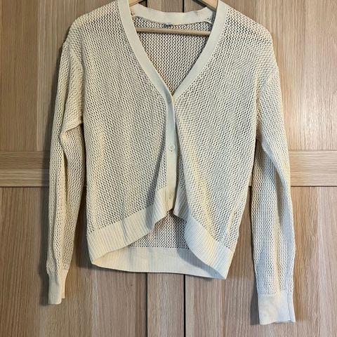 Cardigan fra Uniqlo