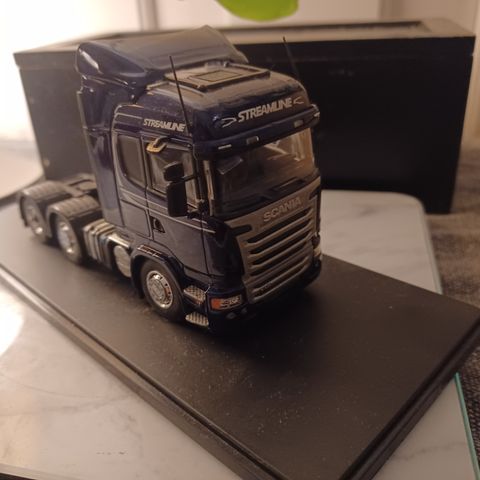 Scania R 560 .6x2 Strimeline