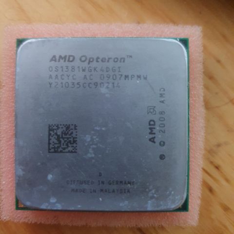 AMD Opteron 1381 (socket AM3) selges