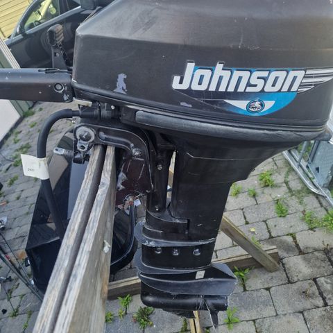 Jeg salge båtmotor Johnson 15HP