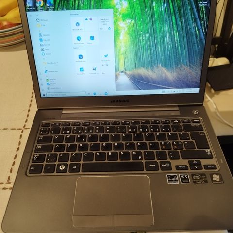 Samsung Series 5 NP530U3C ultrabook