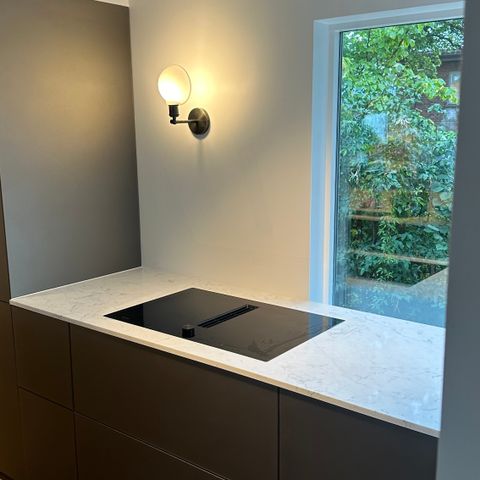 Benkeplate Avant Quartz 7200 Aquitaine Blanca