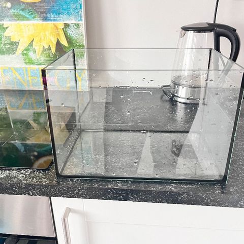 Lite akvarium ca 20 liter