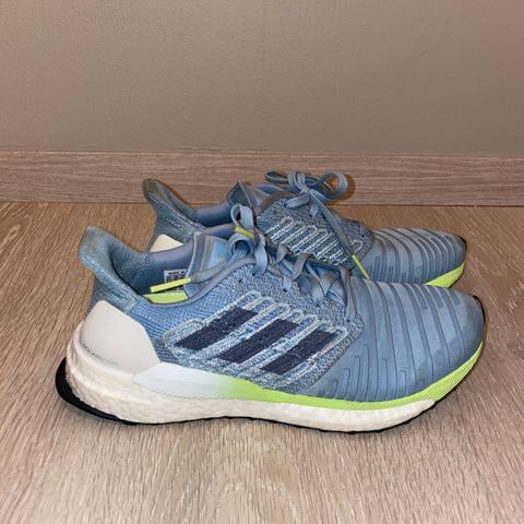 Adidas solar boost