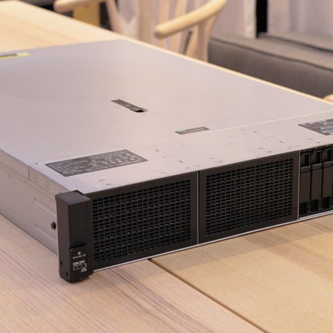 HP DL380 Gen10 Server