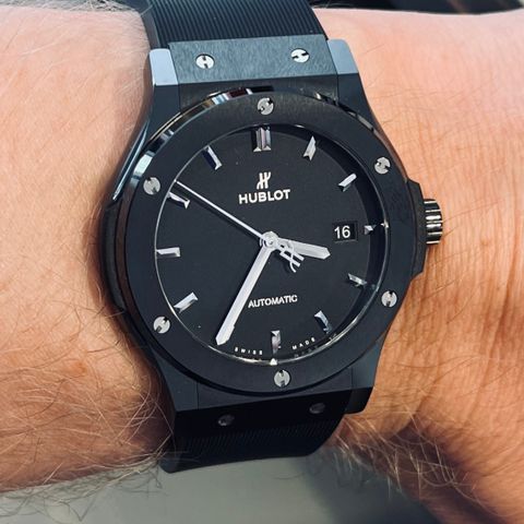 Hublot Classic Fusion Black Magic 42 mm