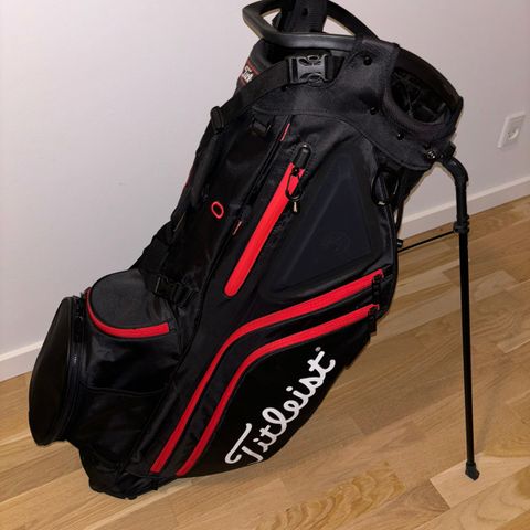 Titleist hybrid 14 stand bag