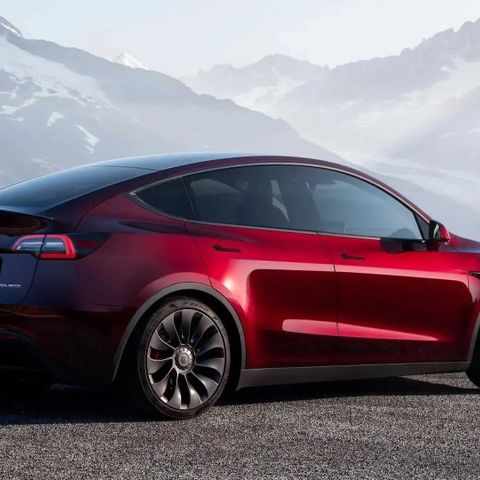 Spar 11.500 på ny Tesla!