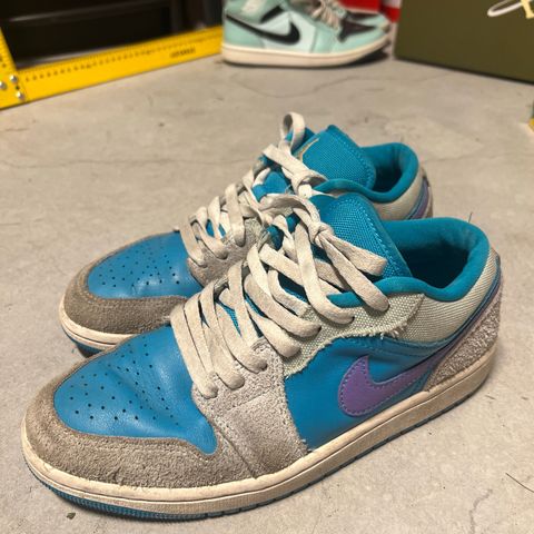 Air Jordan 1 low str 40,5