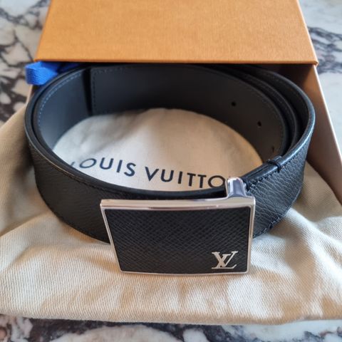 Louis Vuitton Belte, lite brukt