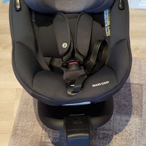 Maxi Cosi Mica I-max 360. 0-18 kg. Inkl nyfødt pute