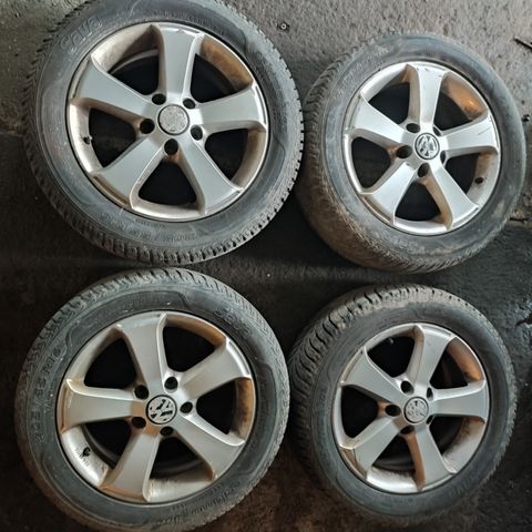 Vw wheels with winter tires