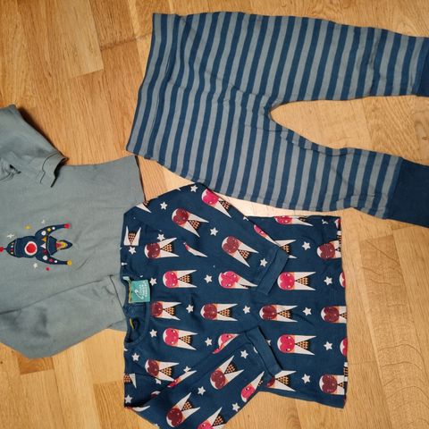 Ta kontakt for bilder av flere klær. Frugi, little green radicals,  maxomorra