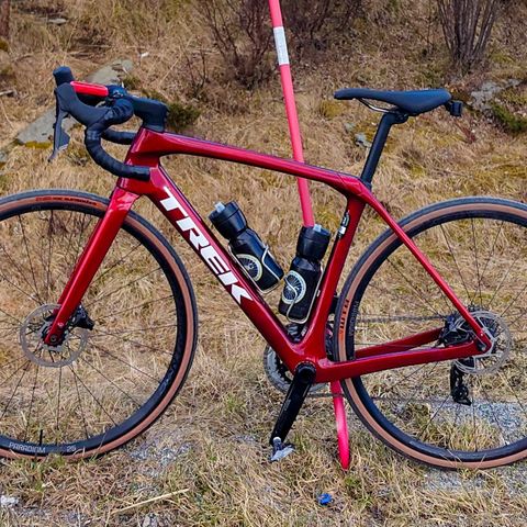 Trek Domane SL 6 eTap AXS str 54