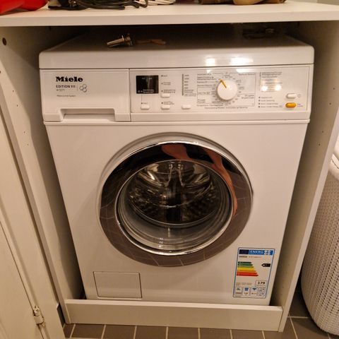 God Miele W 3371 Vaskemaskin selges 2500,-