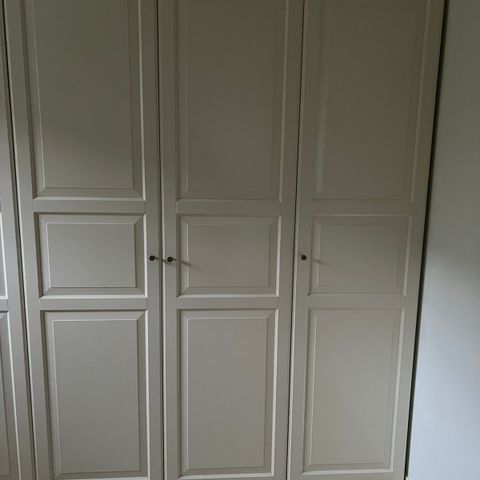 Pax garderobe skap,