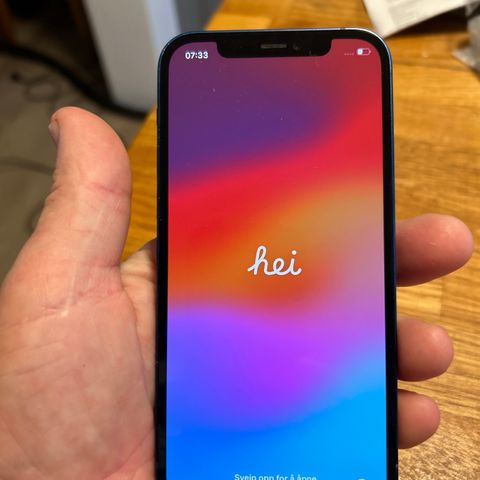 iPhone 12 128gb blå selges etter bytte til nyere modell