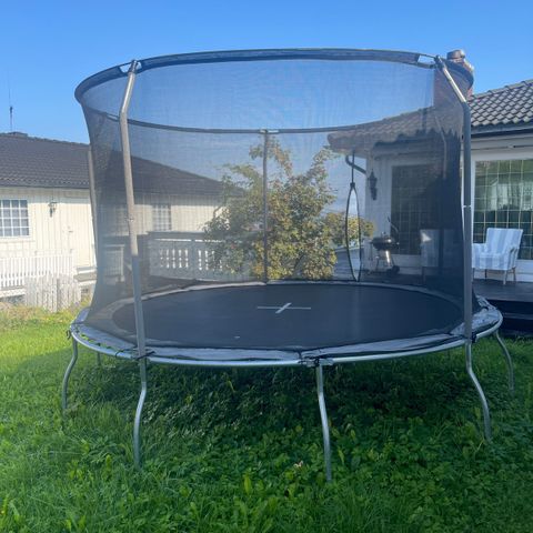 Trampoline