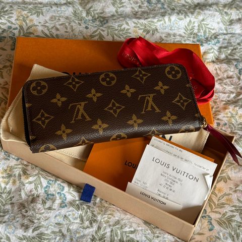 Louis Vuitton Clémence Wallet i Monogram