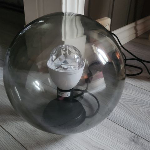 Bordlampe tilsalgs 200 kr