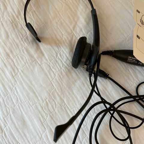 Jabra GN2000 headset