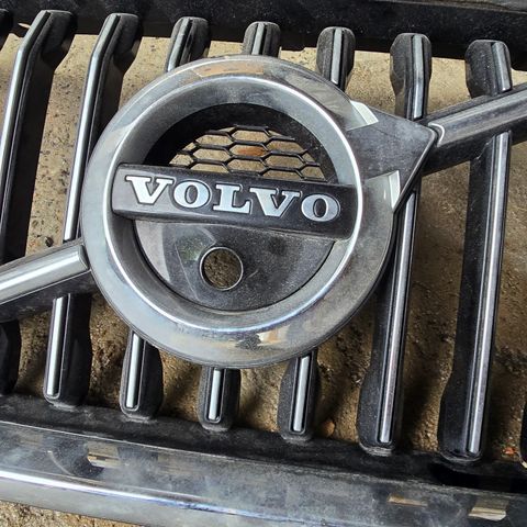 BVolvoxc60grill