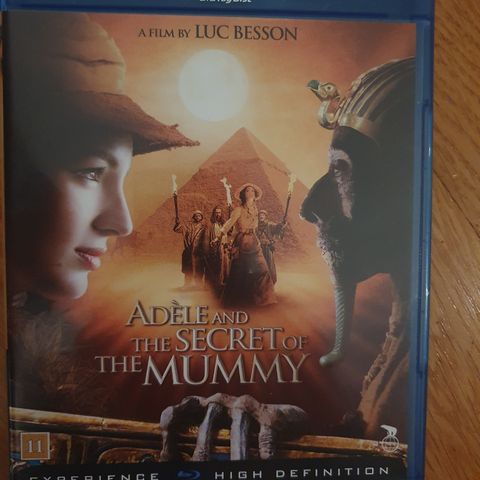 ADELE AND THE SECRET OF THE MUMMY (2010)