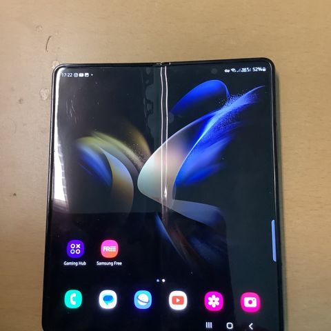 Samsung fold 4 INNBYTTE MOT IPHONE