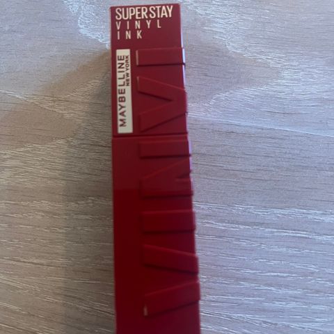 Maybelline superstay leppestift (flytende) i farge wicked